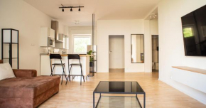 Cozy and fully equiped suite apartment at Ku'damm (80 m2)